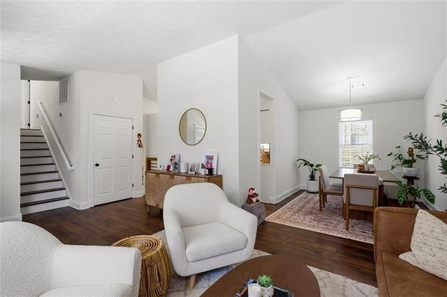 625 Cranberry Trail, Roswell, GA 30076