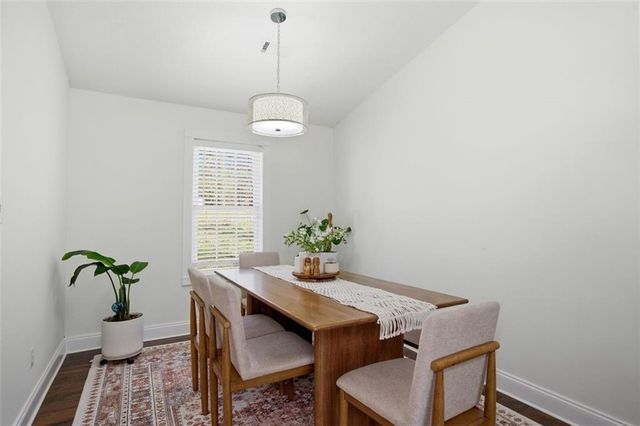 625 Cranberry Trail, Roswell, GA 30076