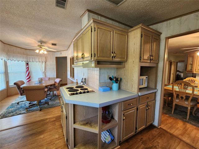 204 SWEET CIRCLE, Winter Haven, FL 33884