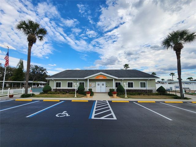 204 SWEET CIRCLE, Winter Haven, FL 33884