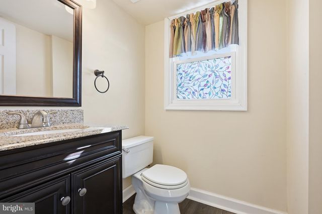 2213 RIVIERA LN, Wilmington, DE 19810