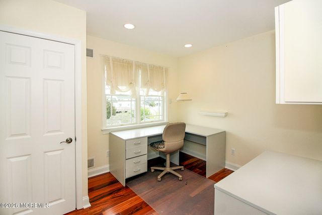 322 Bayshore Drive, Barnegat, NJ 08005