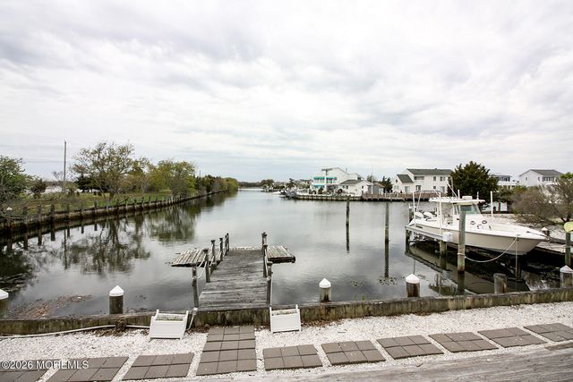 322 Bayshore Drive, Barnegat, NJ 08005
