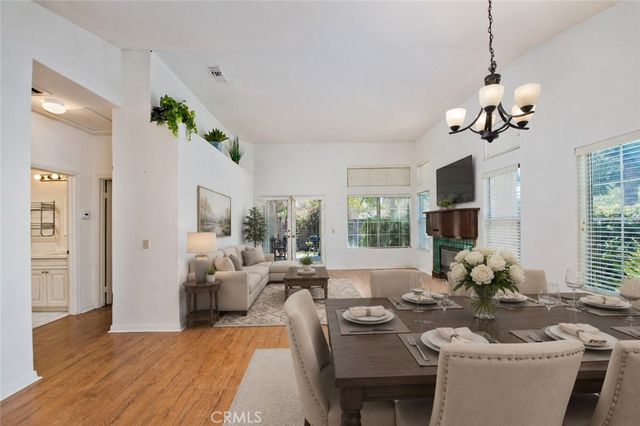 2464 Pleasant Grove Circle, Thousand Oaks, CA 91362