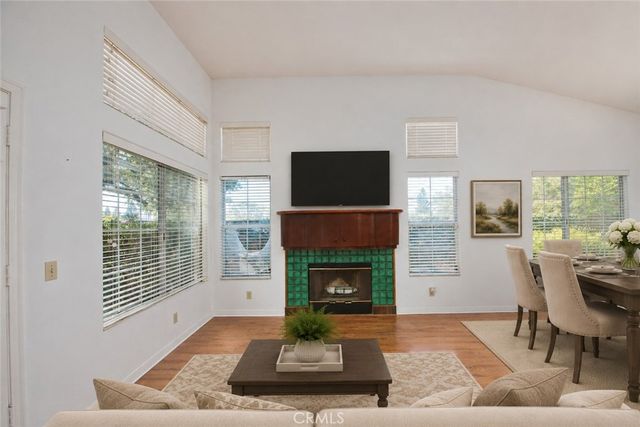 2464 Pleasant Grove Circle, Thousand Oaks, CA 91362