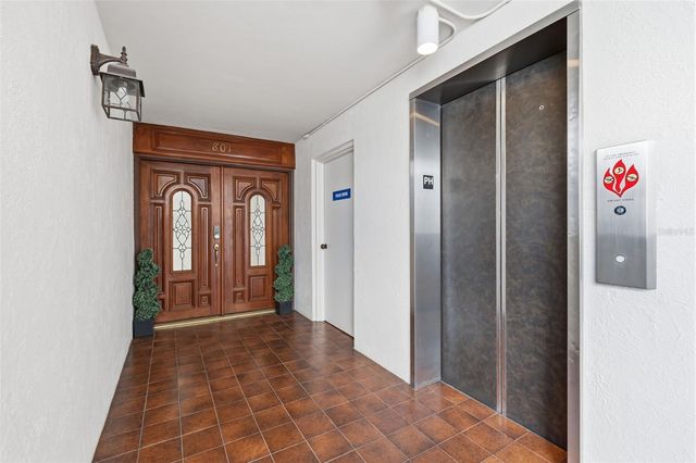 5700 MARINER STREET 801E, Tampa, FL 33609