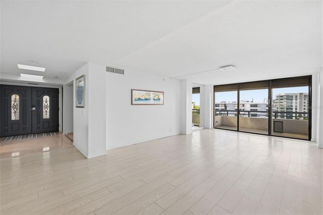 5700 MARINER STREET 801E, Tampa, FL 33609