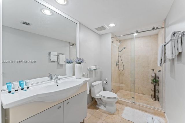 1830 S Ocean Drive 3005, Hallandale Beach, FL 33009
