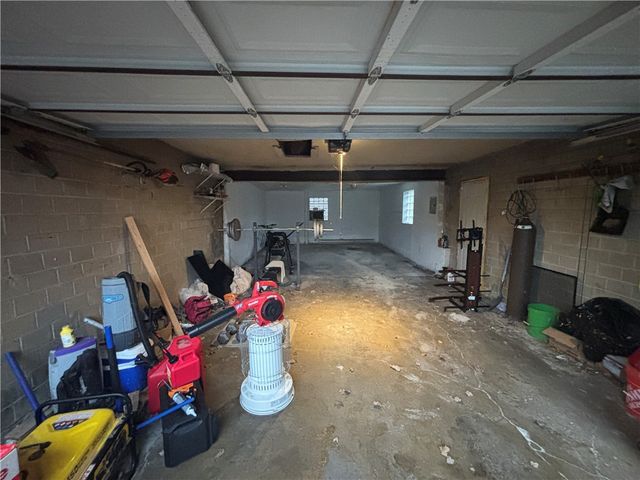 1740 Burbank Drive, Dayton, OH 45406