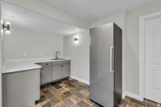2680 E BRIDGEPORT AVE., Cottonwood Heights, UT 84121