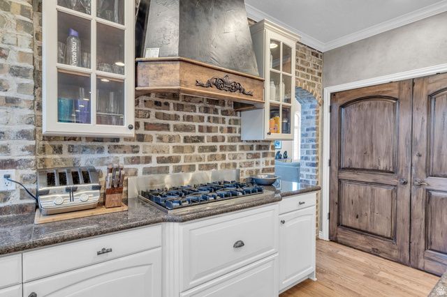 2680 E BRIDGEPORT AVE., Cottonwood Heights, UT 84121