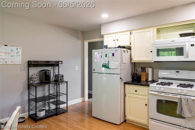 7191 Nicholson Road, Fowlerville, MI 48836