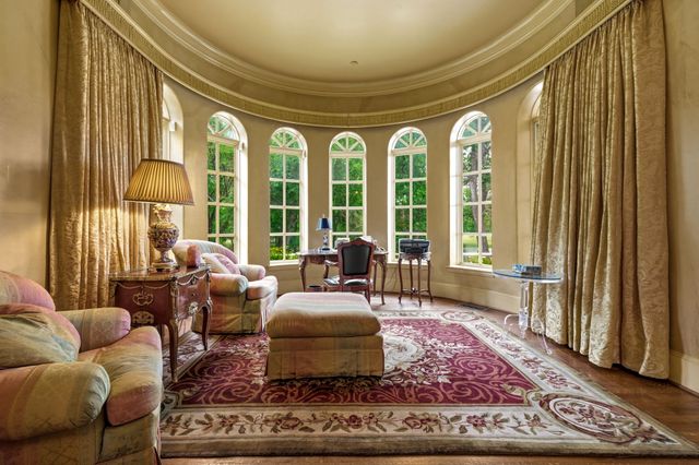 5817 Red Wolf Lane, Plano, TX 75093