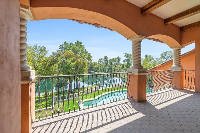 5817 Red Wolf Lane, Plano, TX 75093