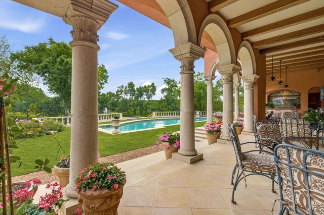 5817 Red Wolf Lane, Plano, TX 75093