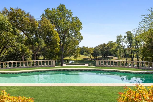 5817 Red Wolf Lane, Plano, TX 75093