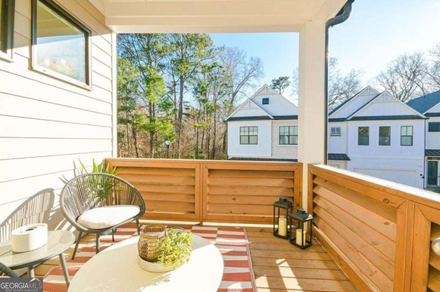 158 Village Green Avenue, Woodstock, GA 30189