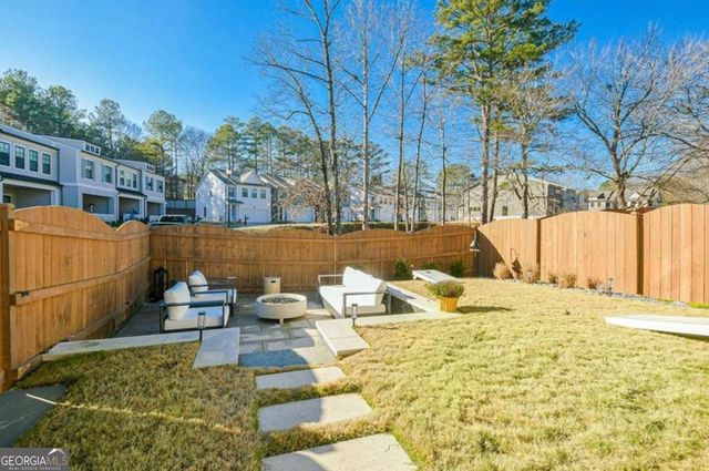 158 Village Green Avenue, Woodstock, GA 30189