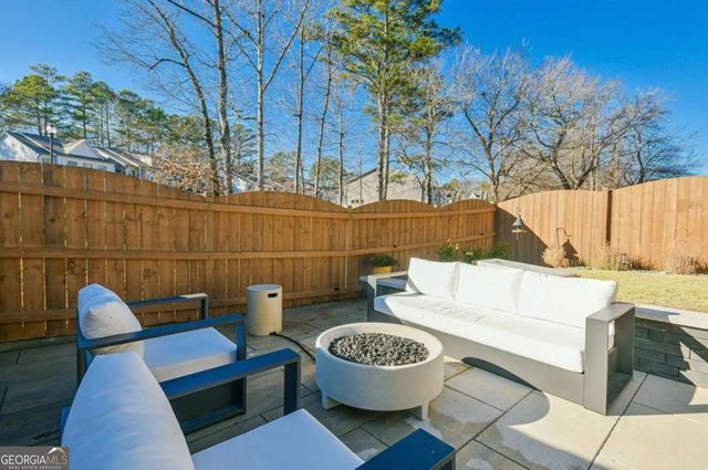 158 Village Green Avenue, Woodstock, GA 30189