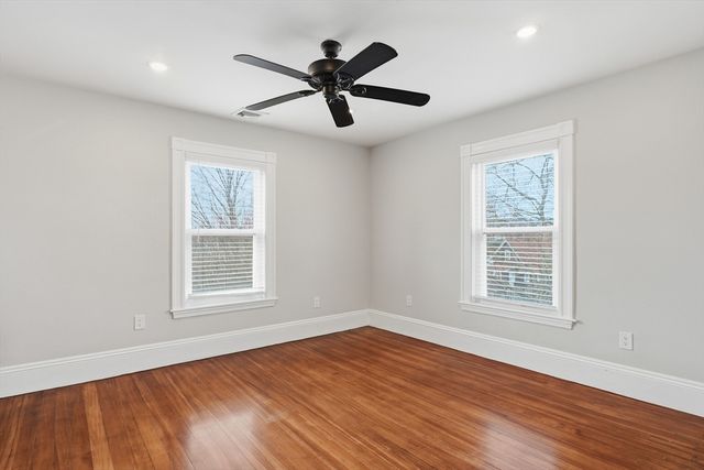 20 Oak Hill Rd, Saugus, MA 01906