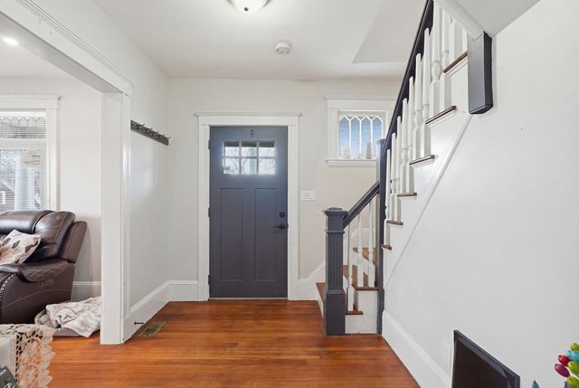 20 Oak Hill Rd, Saugus, MA 01906