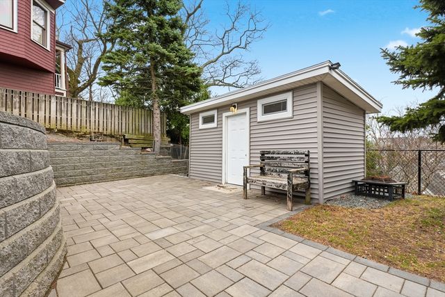 20 Oak Hill Rd, Saugus, MA 01906