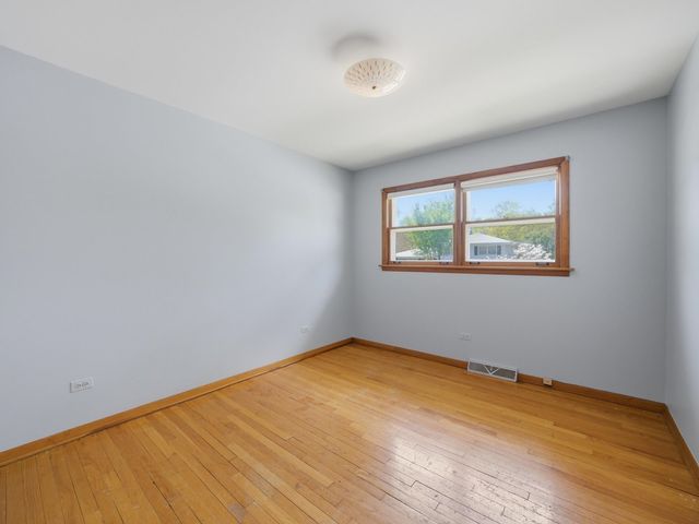18345 Pierce Avenue, Homewood, IL 60430
