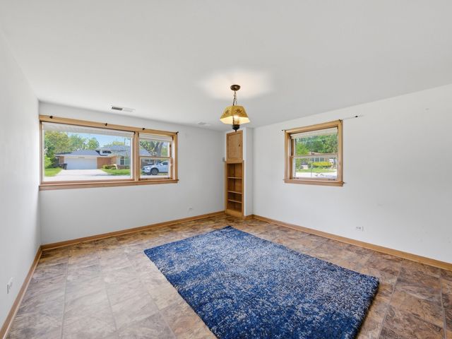 18345 Pierce Avenue, Homewood, IL 60430