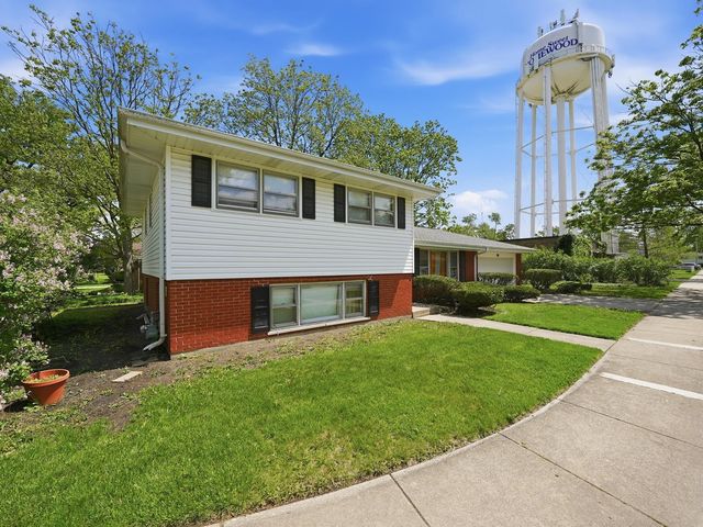 18345 Pierce Avenue, Homewood, IL 60430