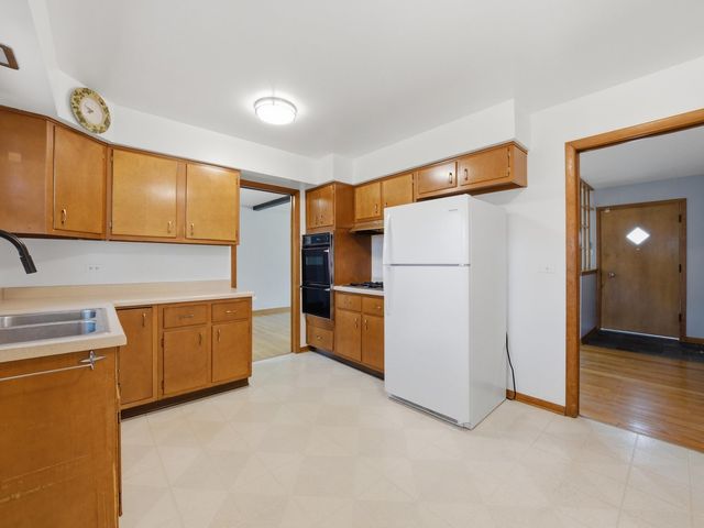 18345 Pierce Avenue, Homewood, IL 60430