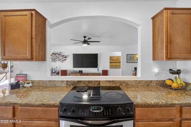 711 S REVOLTA Circle, Mesa, AZ 85208