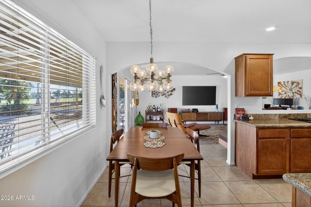 711 S REVOLTA Circle, Mesa, AZ 85208