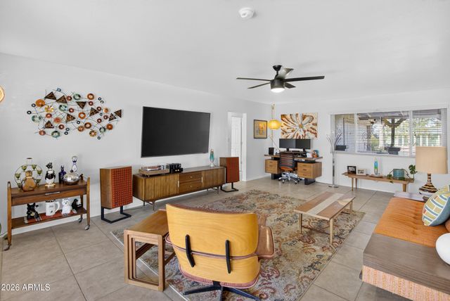 711 S REVOLTA Circle, Mesa, AZ 85208