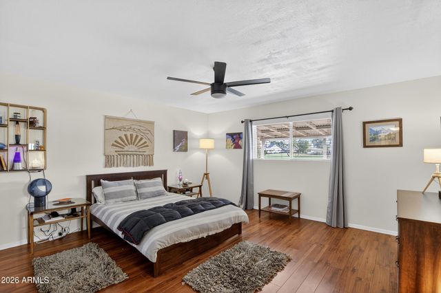 711 S REVOLTA Circle, Mesa, AZ 85208