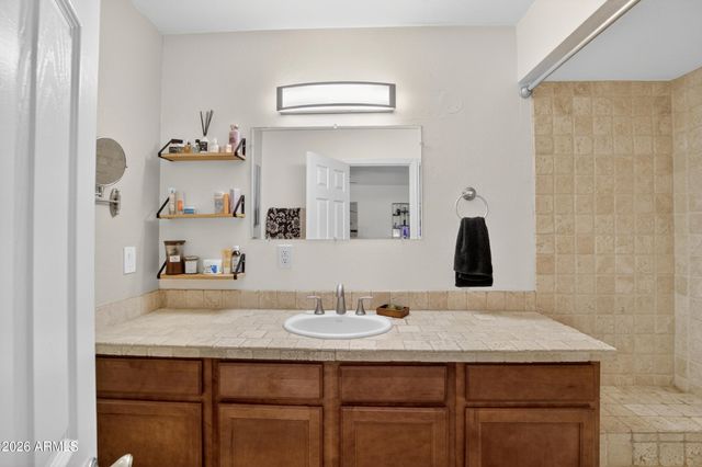 711 S REVOLTA Circle, Mesa, AZ 85208