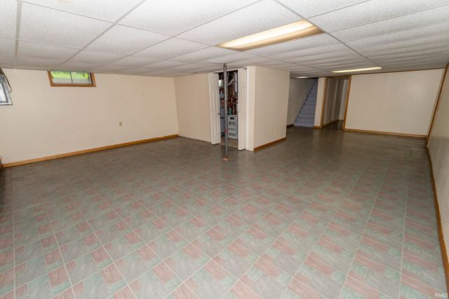 52035 County Road 9, Elkhart, IN 46514