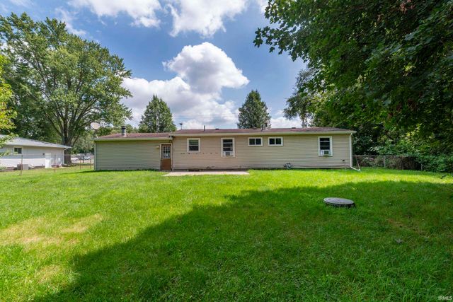 52035 County Road 9, Elkhart, IN 46514