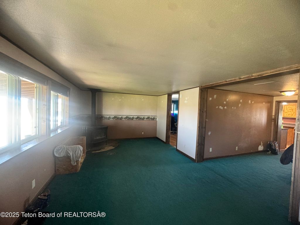 19 SANDY Lane, Pinedale, WY 82941 photo 5