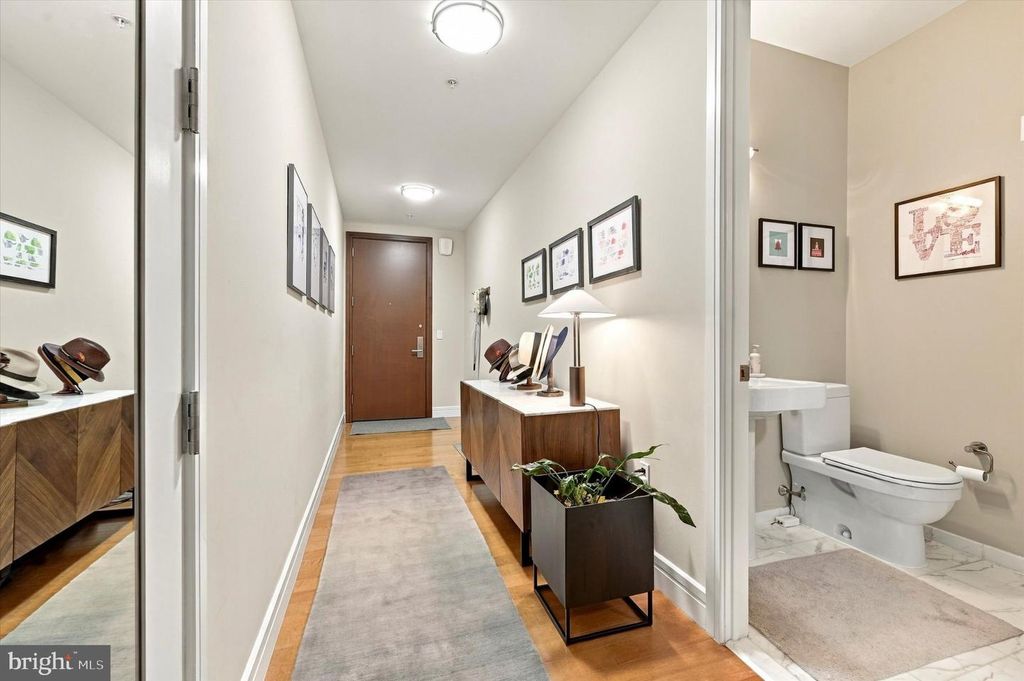 1414 S PENN SQ #22H, PHILADELPHIA, PA 19102 — photo 2