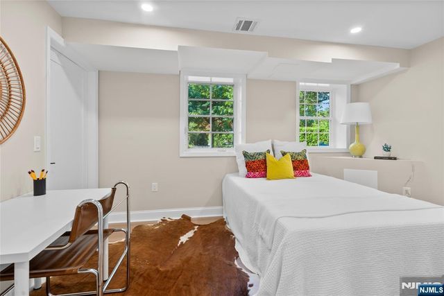 101 Gates C1, Montclair, NJ 07042