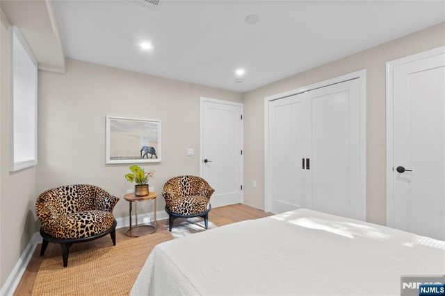 101 Gates C1, Montclair, NJ 07042