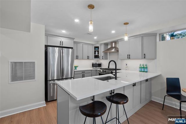 101 Gates C1, Montclair, NJ 07042