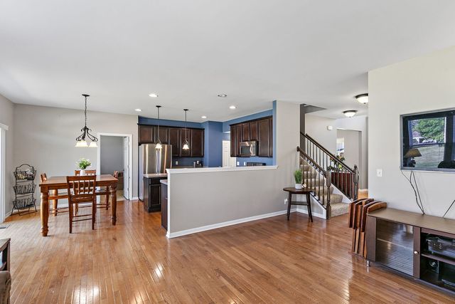 6N495 Roosevelt Avenue, St. Charles, IL 60174