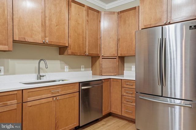 107 W FORT AVE, Baltimore, MD 21230