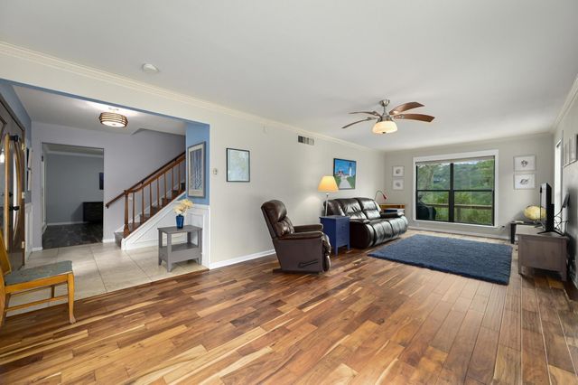 2009 S Oak Canyon RD, Austin, TX 78746