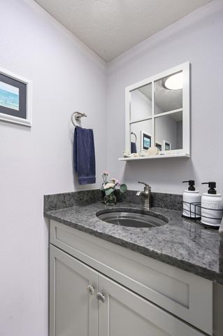 2009 S Oak Canyon RD, Austin, TX 78746