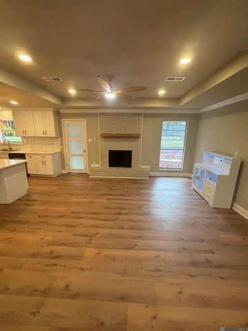 865 Seyburn Ct, Baton Rouge, LA 70808