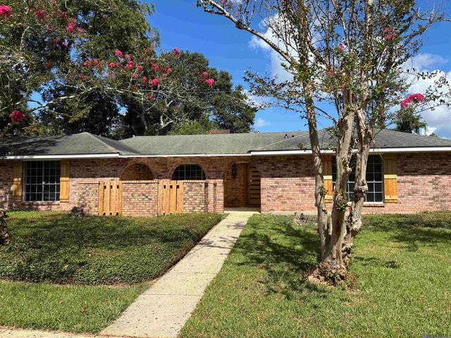865 Seyburn Ct, Baton Rouge, LA 70808