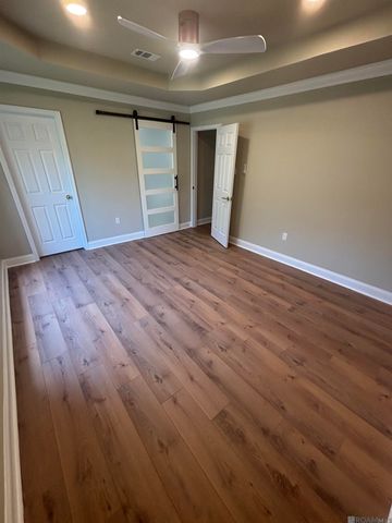 865 Seyburn Ct, Baton Rouge, LA 70808