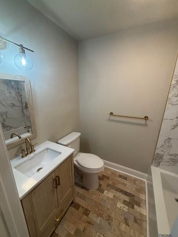 865 Seyburn Ct, Baton Rouge, LA 70808
